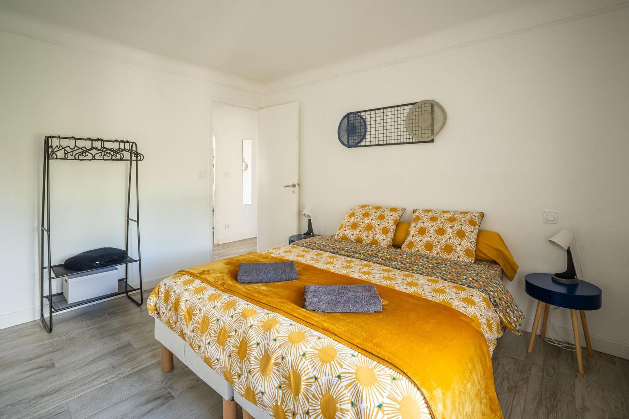 Le Spacieux Anatole, T3 Bis, Centre Ville Narbonne Luaran gambar