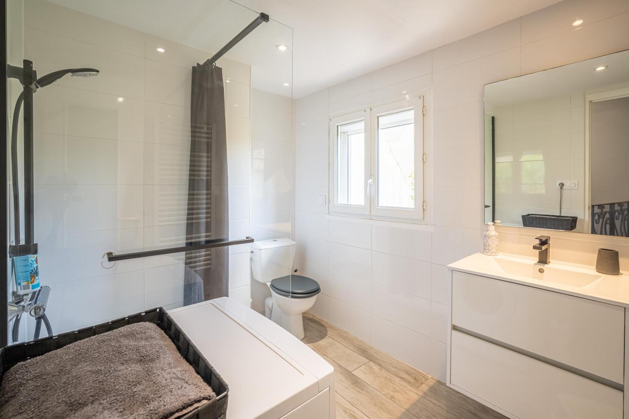 Le Spacieux Anatole, T3 Bis, Centre Ville Narbonne Luaran gambar