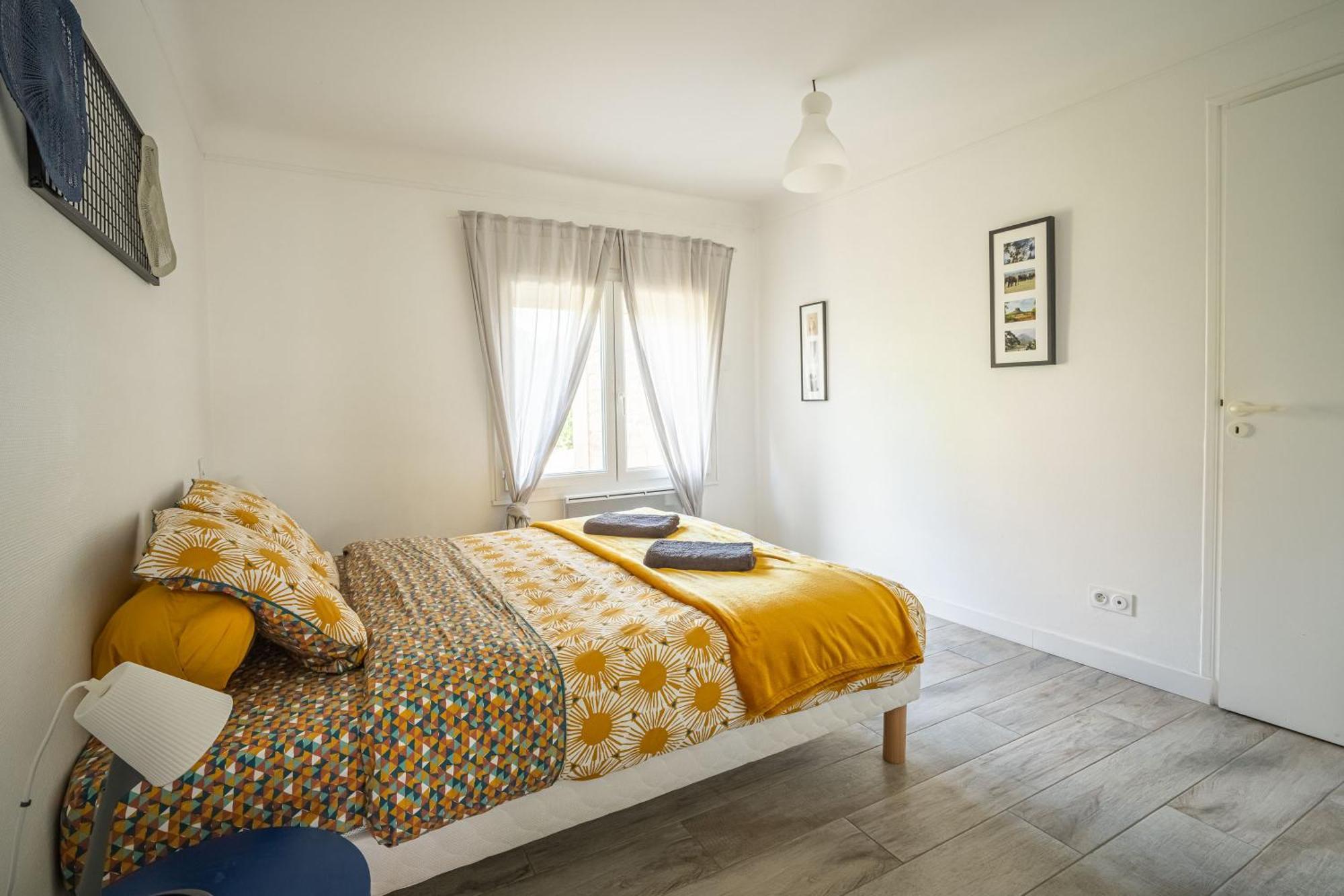 Le Spacieux Anatole, T3 Bis, Centre Ville Narbonne Luaran gambar