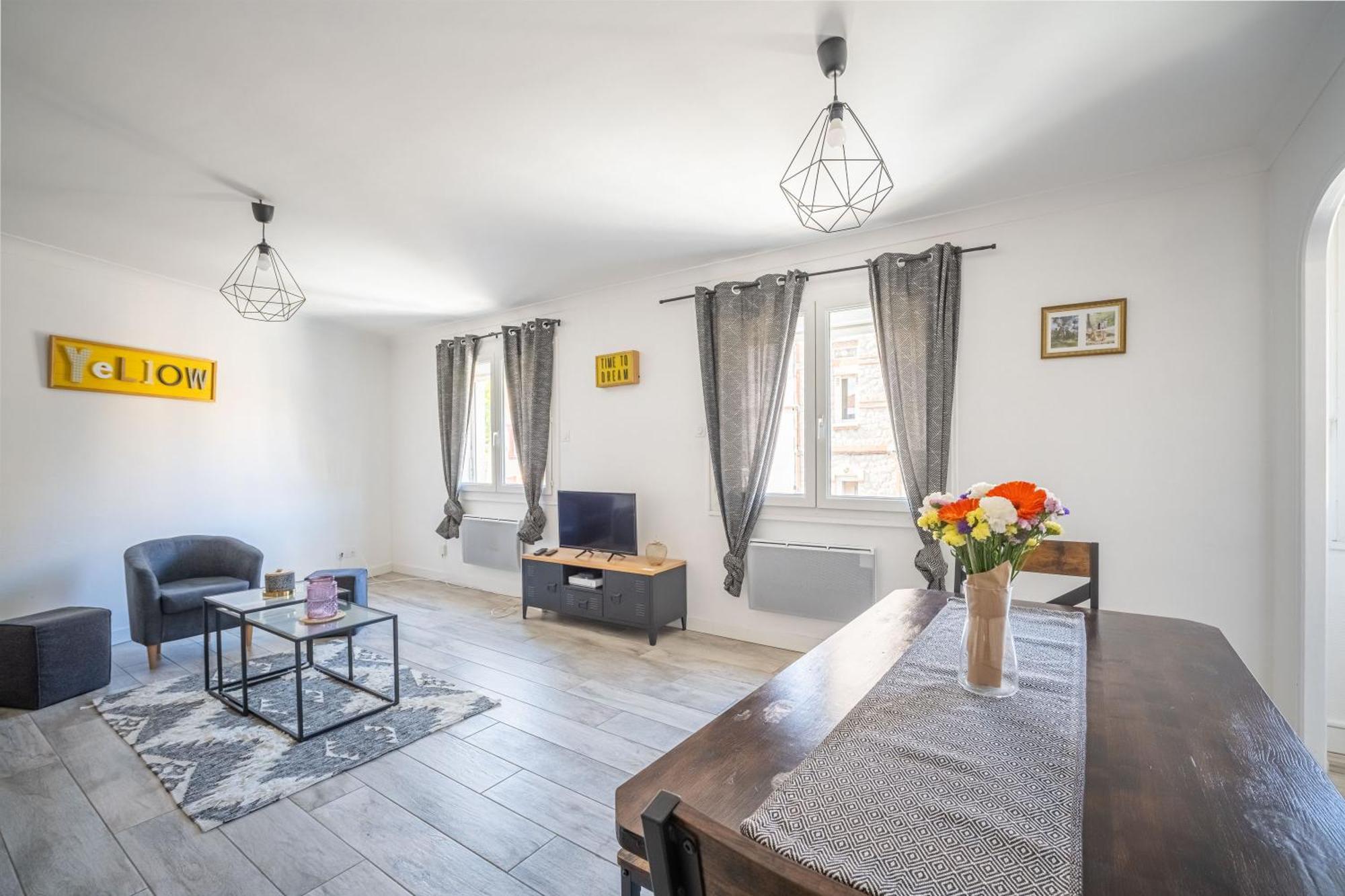 Le Spacieux Anatole, T3 Bis, Centre Ville Narbonne Luaran gambar